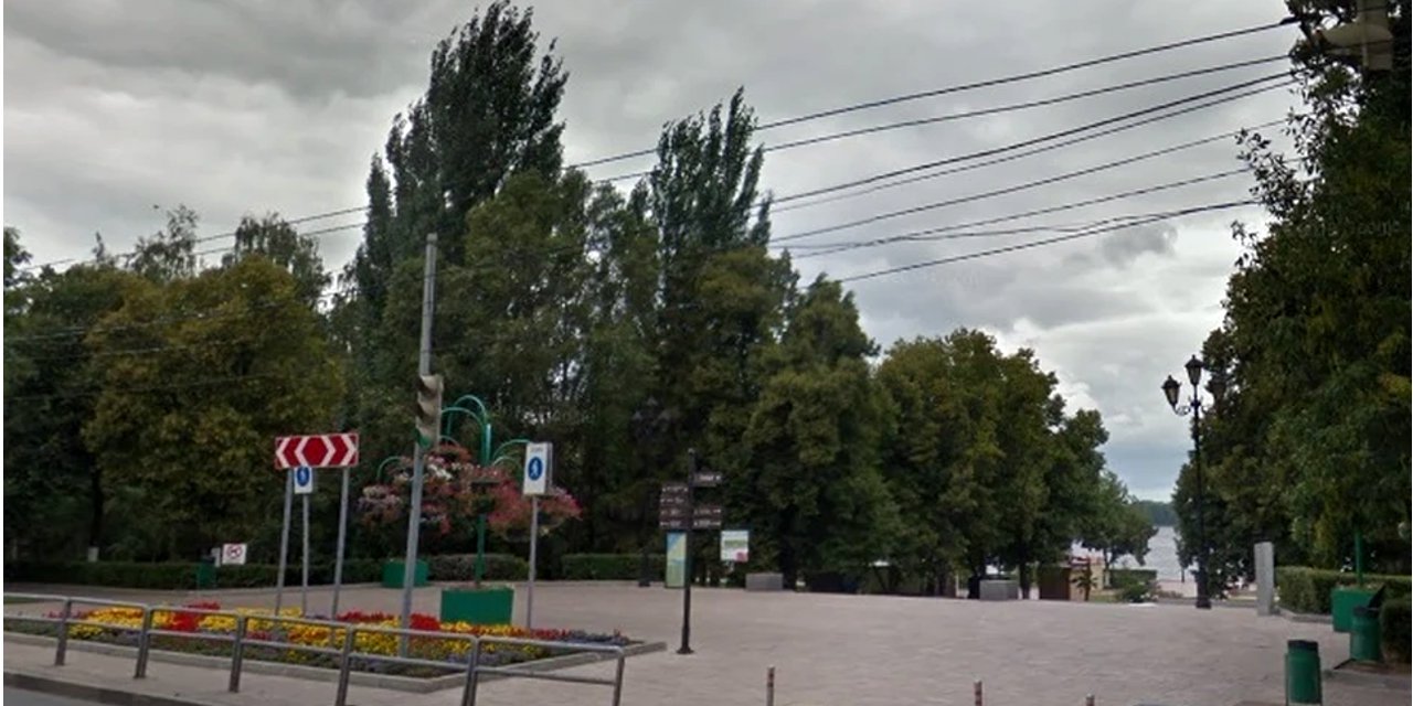 19.05.2023 Самара. Трехметровый куб с оранжевыми лентами появится на набережной в Самаре