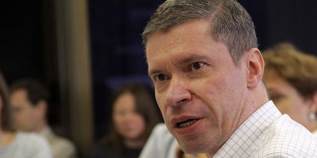 26.10.2018 Юрий Жулёв: навязывание платных услуг в обход госгарантий – сплошь и рядом